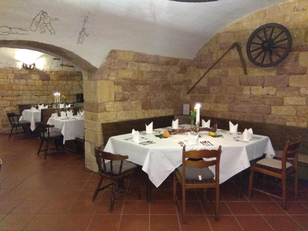 Winzergarten Hotel-Restaurant Grosskarlbach Bagian luar foto